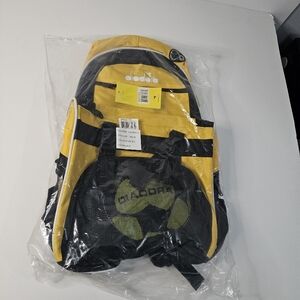 Diadora Squadra II Soccer Backpack, Gold/Black